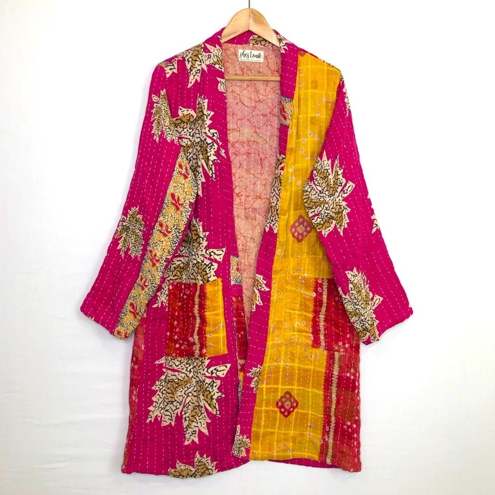 She’s 1 Oak She’s one of a kind multicolored open closure reversible kimono